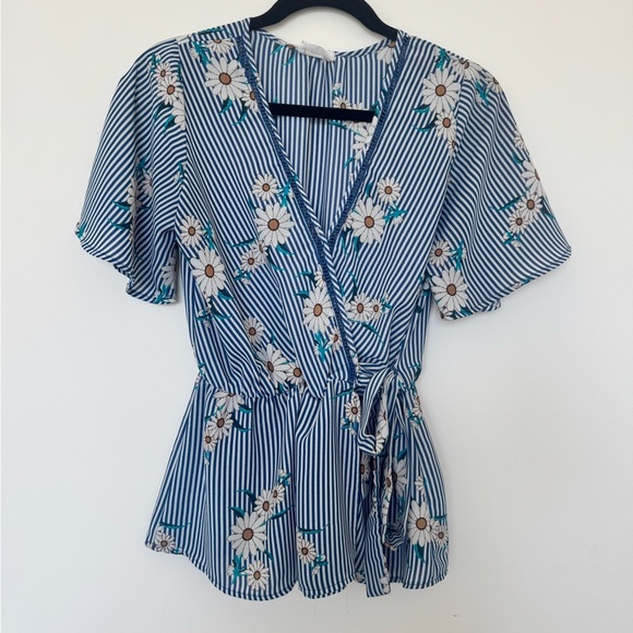 Nordstrom Sienna Sky Blue Floral Striped Wrap Top - Picture 2 of 7